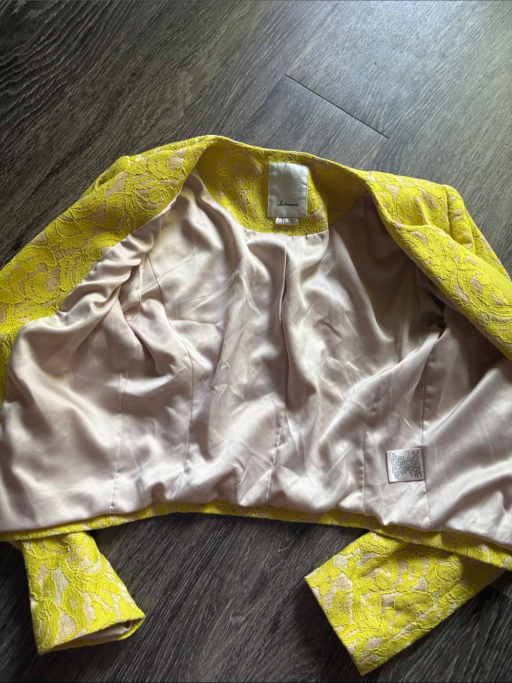 Anthropologie Y2K Yellow Lace Cropped Blazer - Picture 3 of 10